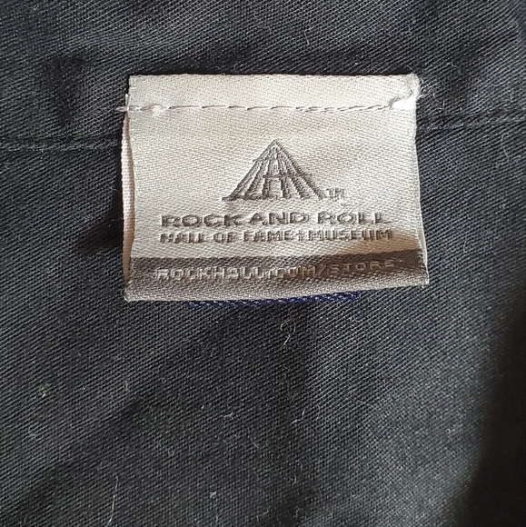 ROCK AND ROLL Hall of Fame shirt XL - Picture 7 of 7